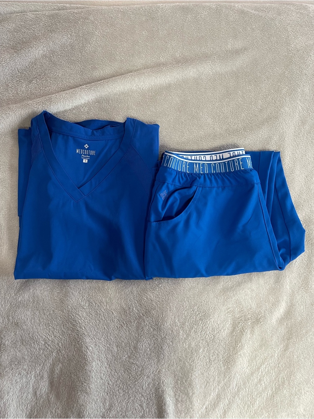 Med Couture Women's Royal Blue Straight Leg Scrub Pants Top Set Small Used
